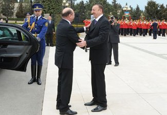 Состоялась церемония официального приветствия Президента Румынии - ФОТО