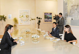 Мехрибан Алиева встретилась с президентом знаменитого французского дома Van Cleef & Arpels Станисласом де Керсизом