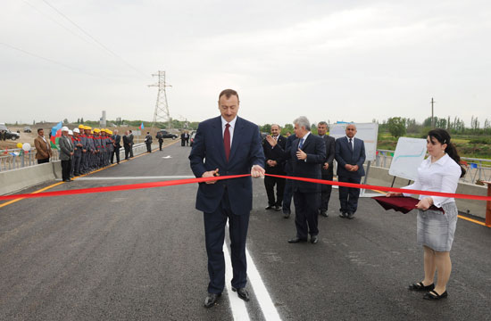 Президент Ильхам Алиев принял участие в церемонии открытия моста, построенного через новый приток реки Араз - ФОТО