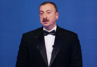 Ильхам Алиев: «Сегодняшний Азербайджан, независимый Азербайджан – это творение Гейдара Алиева» - ФОТО