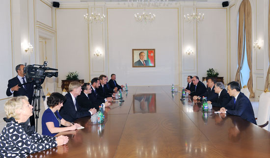 Ильхам Алиев принял делегацию во главе с Кронпринцем Норвегии