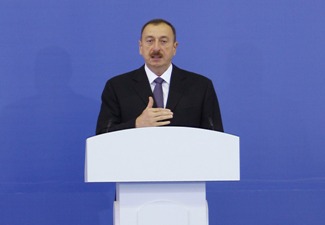 Ильхам Алиев: «У нас много планов, мы с надеждой смотрим в будущее и достигнутые успехи усиливают эти надежды» - ФОТО