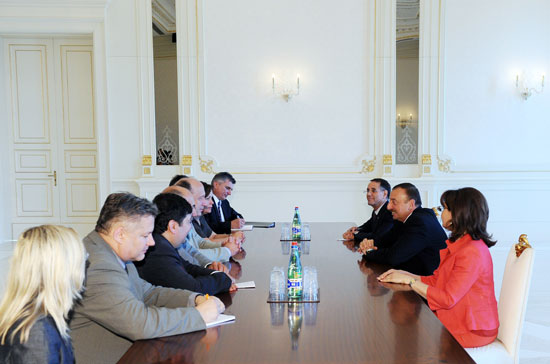 Ильхам Алиев принял премьер-министра Литвы Андрюса Кубилюса