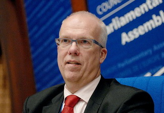 Экс-глава комиссии по политическим вопросам ПАСЕ: «Необходимо усилить давление на Армению»