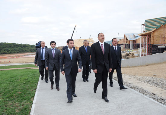 Ильхам Алиев ознакомился со строительством пятизвездочного отеля «Riksos» в Губе - ФОТО