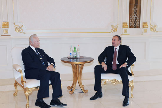 Ильхам Алиев принял бывшего Президента Эстонии