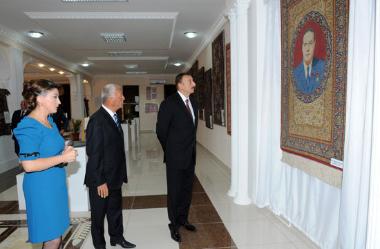 Президент Азербайджана принял участие в открытии Музея ковра в Хачмазе - ФОТО