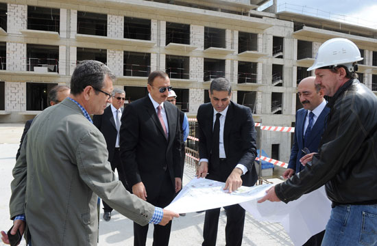 Ильхам Алиев ознакомился со строительством Шахдагского комплекса зимне-летнего туризма в Гусарском районе - ФОТО