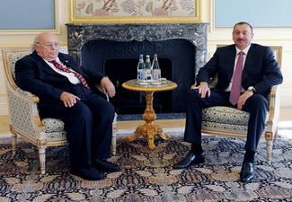 Ильхам Алиев принял экс-президента Турции Сулеймана Демиреля
