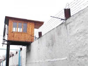В Азербайджане 400 осужденных будут освобождены раньше срока