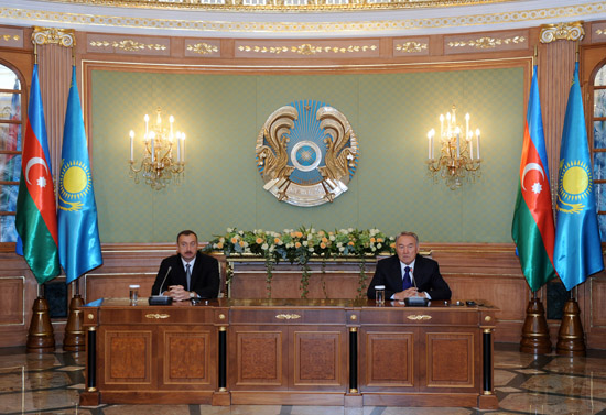Ильхам Алиев: «Товарооборот между Азербайджаном и Казахстаном растет большими темпами»