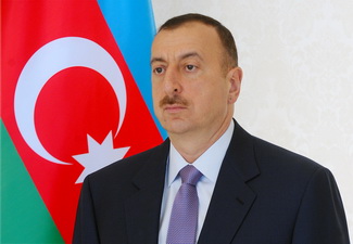Ильхам Алиев поздравил президента Чехии