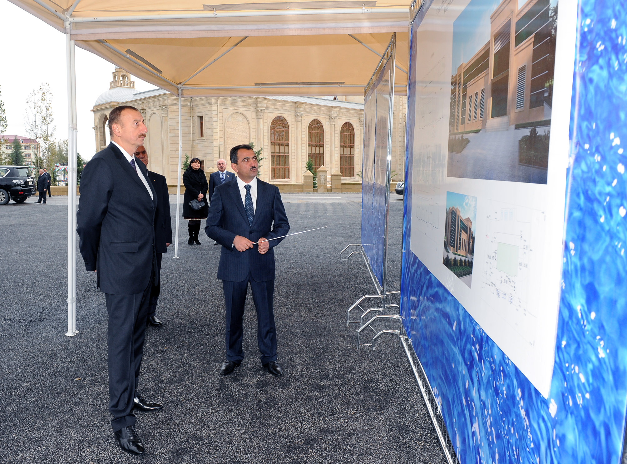 Президент Азербайджана принял участие в церемонии закладки фундамента комплекса водно-канализационных систем в Уджаре - ФОТО
