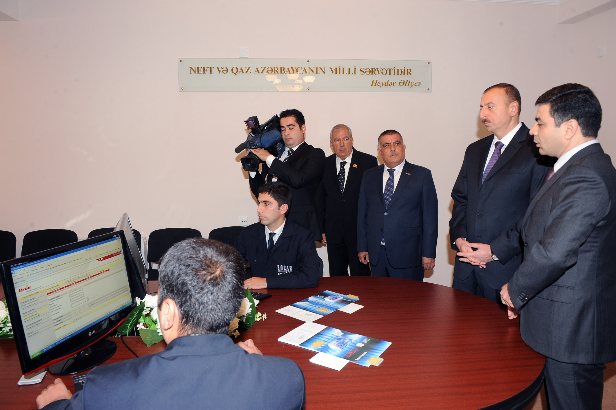 Президент Азербайджана посетил Агсуинский район - ФОТО