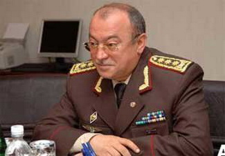 Глава МЧС АР встретился с министром экономики Латвии