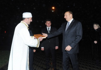 Ильхам Алиев ознакомился с ходом строительства нового здания Габалинской городской мечети - ФОТО