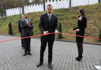 Президент Ильхам Алиев принял участие в открытии гостиницы Green Hill Inn в Шеки
