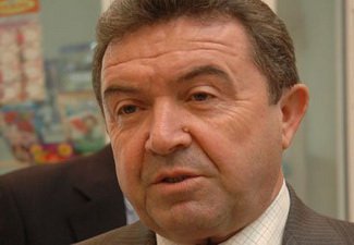Число работников системы образования Азербайджана уменьшилось на 10 тыс. человек