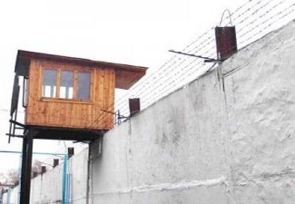 Пойман заключенный, сбежавший из исправительного учреждения в Баку