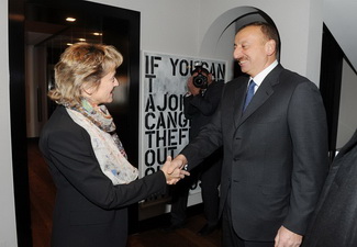 Ильхам Алиев встретился с президентом Швейцарии - ФОТО