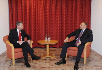 Ильхам Алиев встретился с еврокомиссаром по энергетике - ФОТО