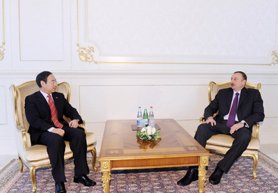 Ильхам Алиев принял посла Китая в Азербайджане