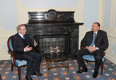 Ильхам Алиев встретился в Брюсселе с президентом Европейской народной партии
