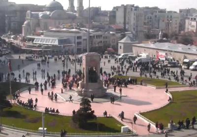 В центре Стамбула азербайджанская молодежь отдает дань памяти жертвам Ходжалинского геноцида