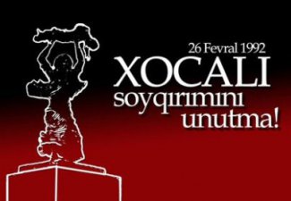 Участники шествия памяти Ходжалинского геноцида посещают памятник «Крик матери»