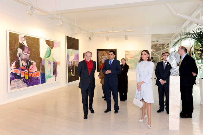 Первая леди Азербайджана и министр культуры и коммуникации Франции посетили Музей современного искусства - ФОТО