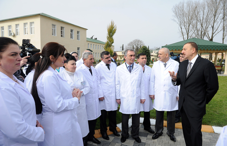 Ильхам Алиев: «В Азербайджане везде должны быть возможности для оказания квалифицированных медицинских услуг» - ФОТО