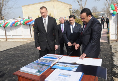 Ильхам Алиев ознакомился с ходом строительства комплекса зданий исполнительной власти Сальянского района