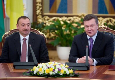 Президенты Азербайджана и Украины провели беседу в Сеуле