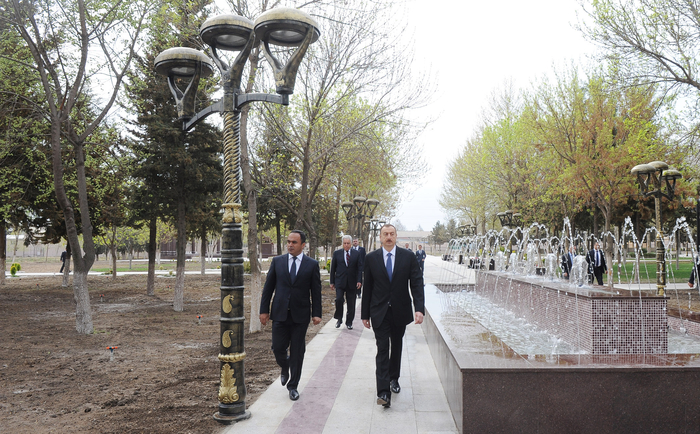 Ильхам Алиев ознакомился с реконструированным парком культуры и отдыха имени Гейдара Алиева - ФОТО