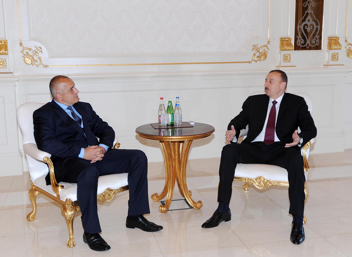 Ильхам Алиев принял премьер-министра Болгарии - ФОТО