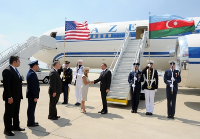 Президент Азербайджана Ильхам Алиев прибыл с рабочим визитом в США - ФОТО