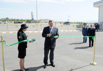 Ильхам Алиев принял участие в открытии Нахчыванского городского таможенного управления - ФОТО