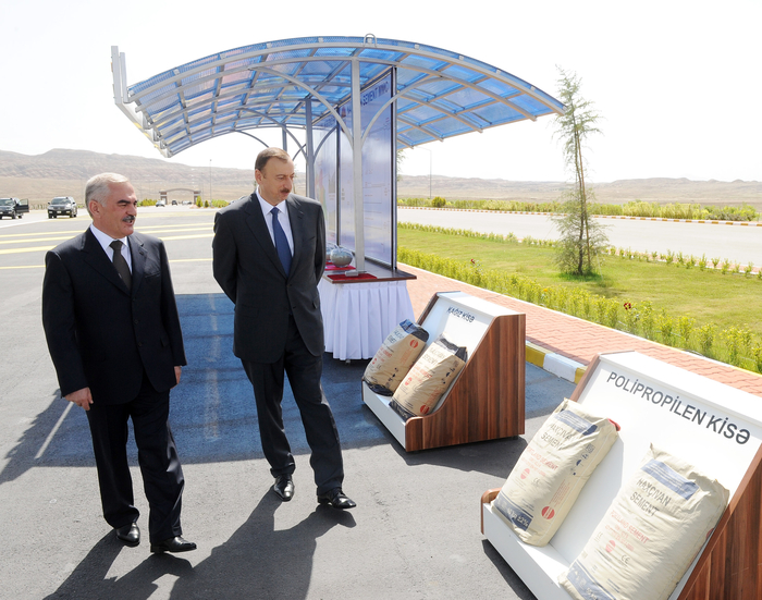 Ильхам Алиев принял участие в церемонии сдачи в эксплуатацию Нахчыванского цементного завода - ФОТО