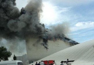 По факту возгорания Центра Гейдара Алиева задержаны три человека