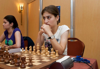 Сабина Ибрагимова одержала первую победу на чемпионате мира по шахматам среди юниорок - ФОТО