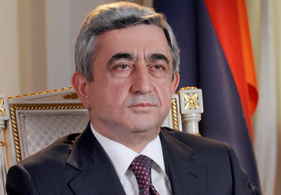 Armenianreport.com: «Серж Саргсян знает, что он – нелегитимный президент, что народ его презирает»
