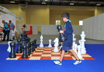 Раджабов и Мамедъяров в раздумьях и другие моменты 1-го тура шахматной Олимпиады - ФОТО