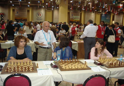 Наргиз Умудова и участники шахматного матча Азербайджан - Украина- ФОТО