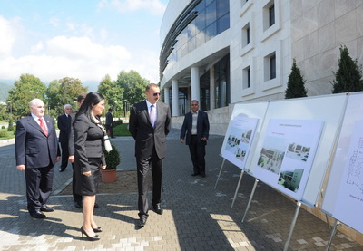 Президент Азербайджана ознакомился с новым Домом культуры в Габале - ФОТО