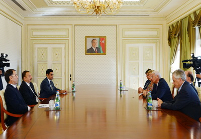 Ильхам Алиев принял  сопредседателя группы энергетических исследований Сената Франции