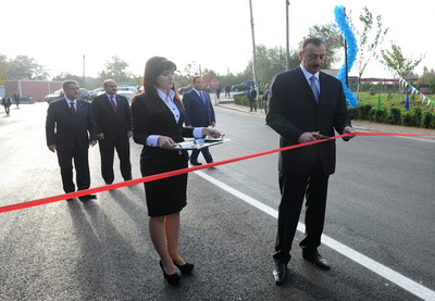 Президент Ильхам Алиев принял участие в открытии автомобильной дороги Бейляган-Кябирли-Бахарабад - ФОТО