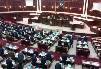 В Азербайджане приняты поправки  в Закон «О свободе собраний»