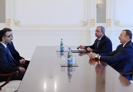 Ильхам Алиев принял президента Международной Корпорации ICANN Фади Шехаде - ФОТО