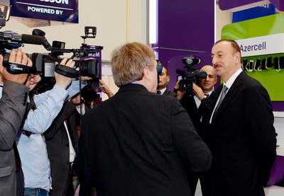 Сфера ИКТ может стать одной из самых основных отраслей экономики Азербайджана – Ильхам Алиев - ФОТО