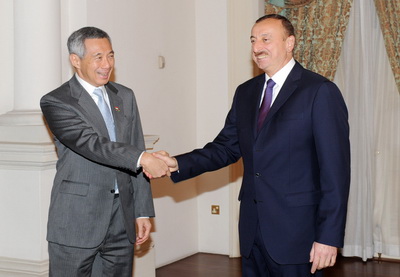 Ильхам Алиев встретился с премьер-министром Сингапура - ФОТО
